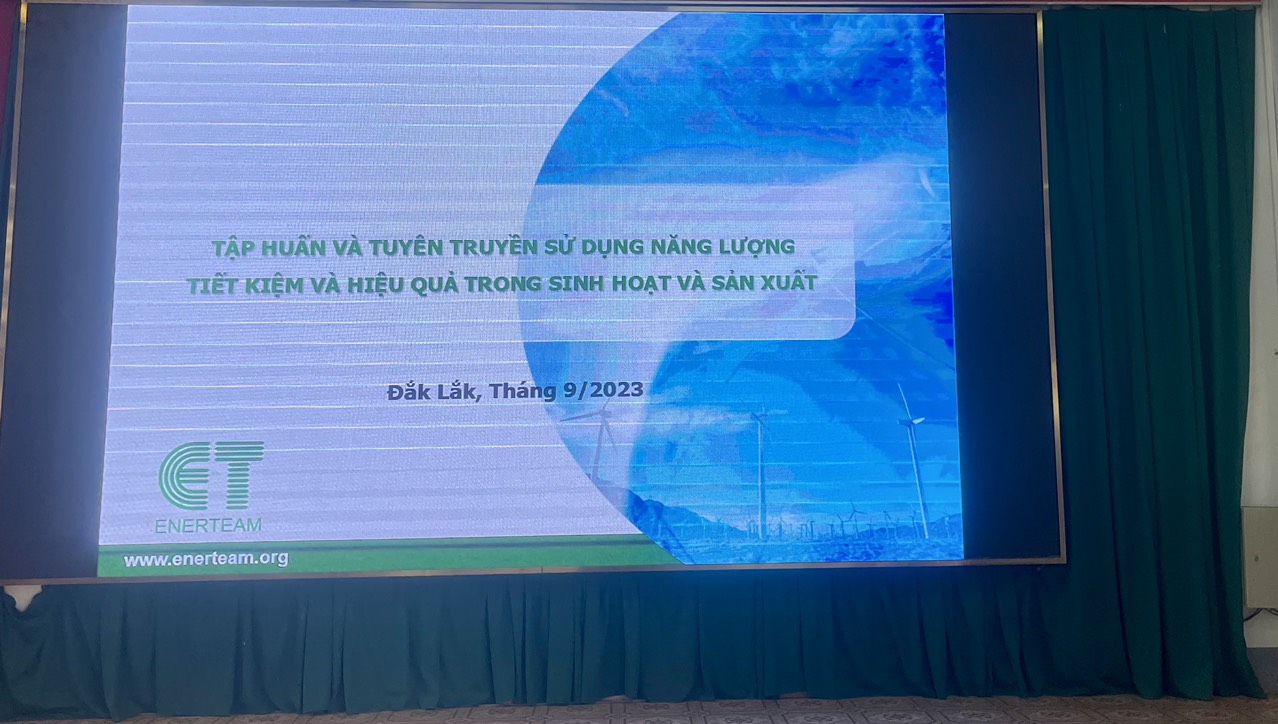 Hội nghị tập huấn sử dụng năng lượng tiết kiệm và hiệu quả và phòng, chống dịch sốt bệnh sốt xuất huyết,   dịch bệnh đau mắt đỏ tại xã Hòa Khánh năm 2023